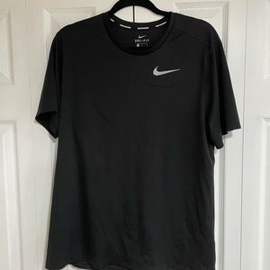 Nike large running dry fit tshirt